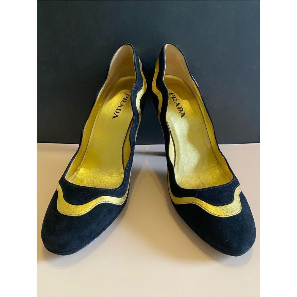 Prada 2008 Black and Gold Scalloped Wavy Heel w Box. Authentic - Picture 9 of 17